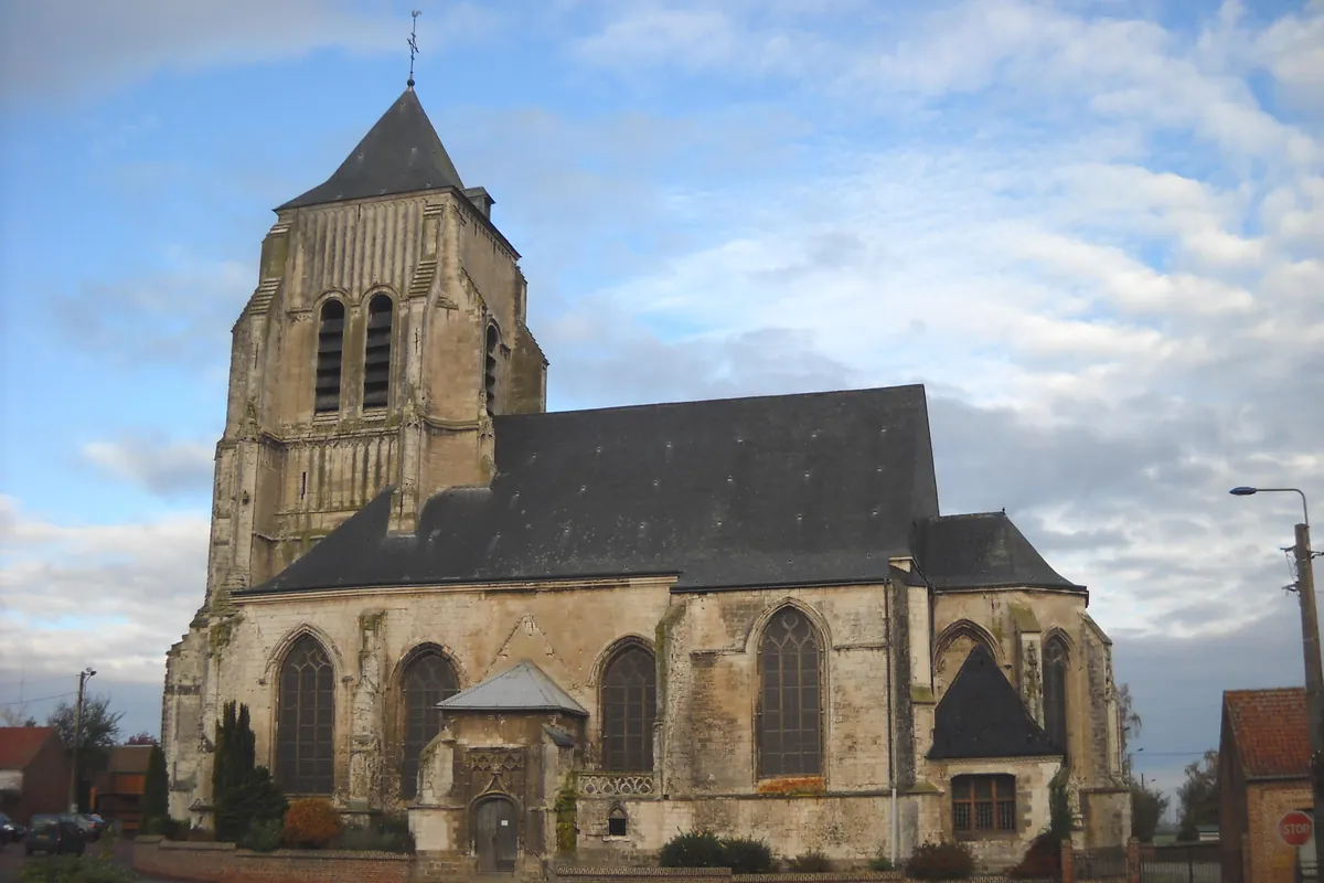 L'église Sainte-Isbergue, de style gothique flamboyant, à Isbergues